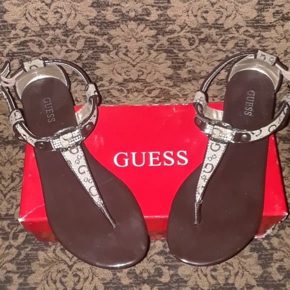 Guess Sandals - Picture 1 of 1